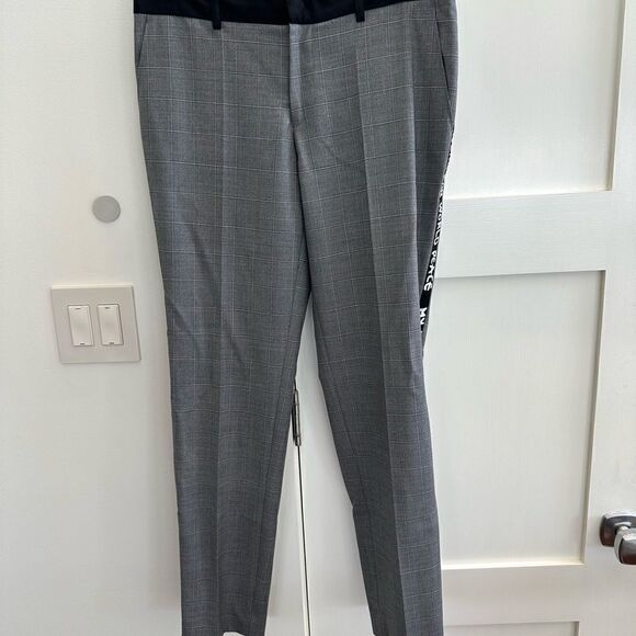 Each Other gray dress pants with writing down the side of the leg in size large - Picture 3 of 15
